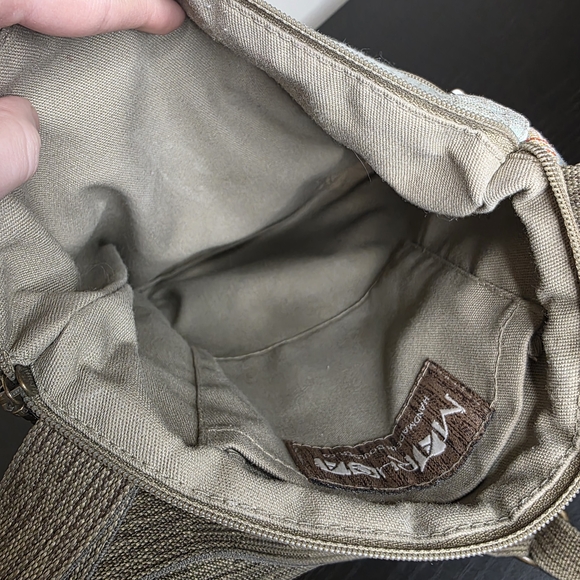 Maruca Green Multicolor Woven Floral Crossbody - Picture 4 of 10